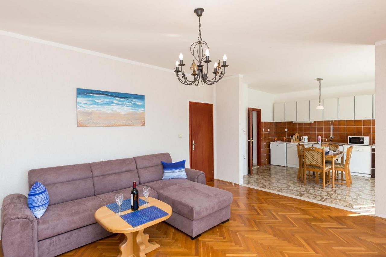 Apartments Villa Enzian Млини Экстерьер фото